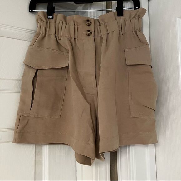 LULUS Paperbag Waist Cargo Shorts In Khaki Small - Picture 4 of 12